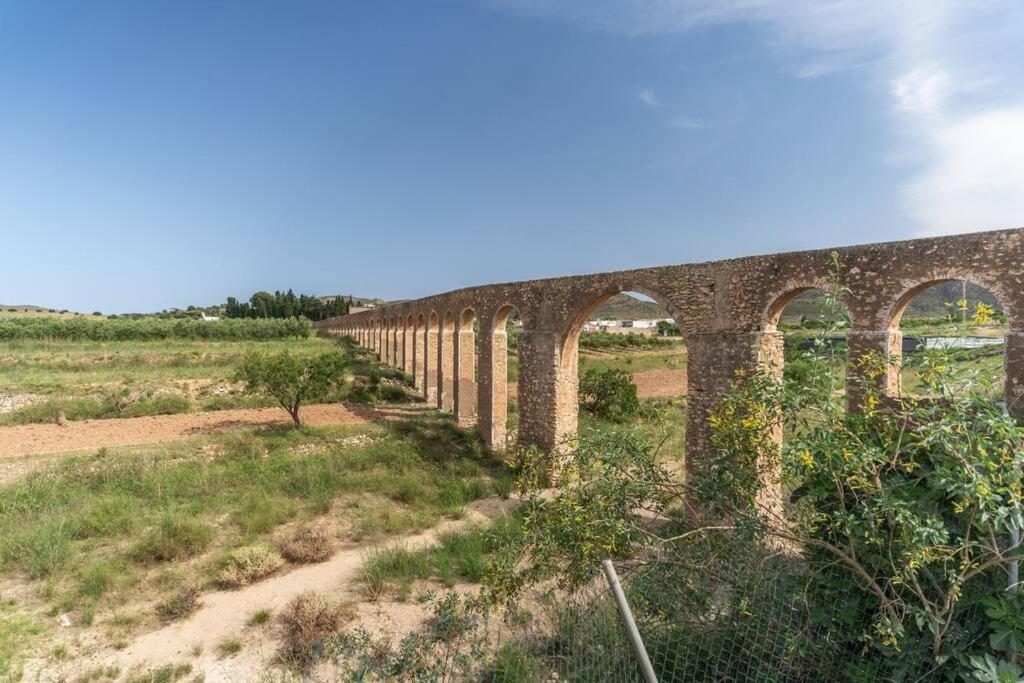 Villa De Fernan Perez Нихар Экстерьер фото