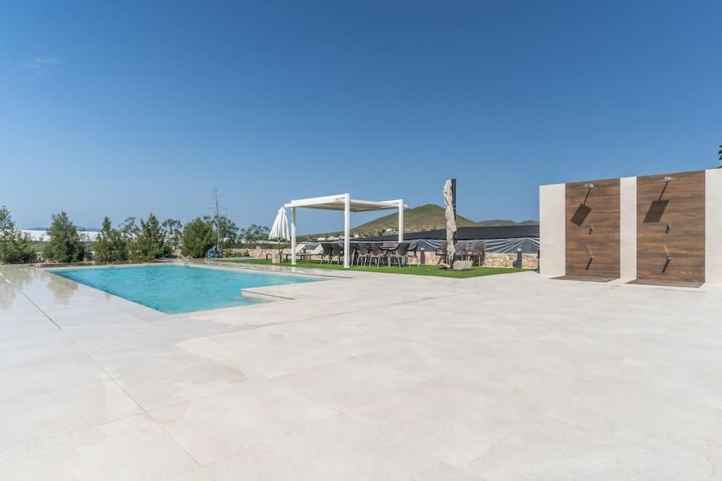 Villa De Fernan Perez Нихар Экстерьер фото